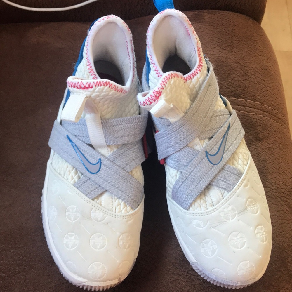 Girls Basketball Shoes